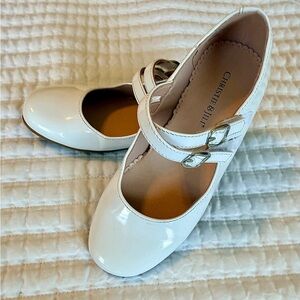 Girls size 1 Christie & Jill White Patent Mary Jane Flats